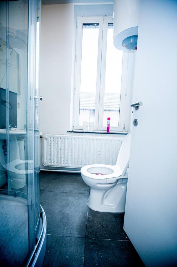 Agreable Chambre Sur Liege Avc Parking Et Wifi Gratuit エクステリア 写真